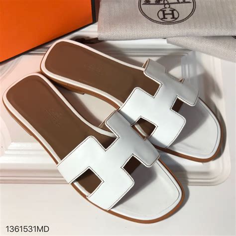 hermes slippers dames bijenkorf|Hermes Bijenkorf.